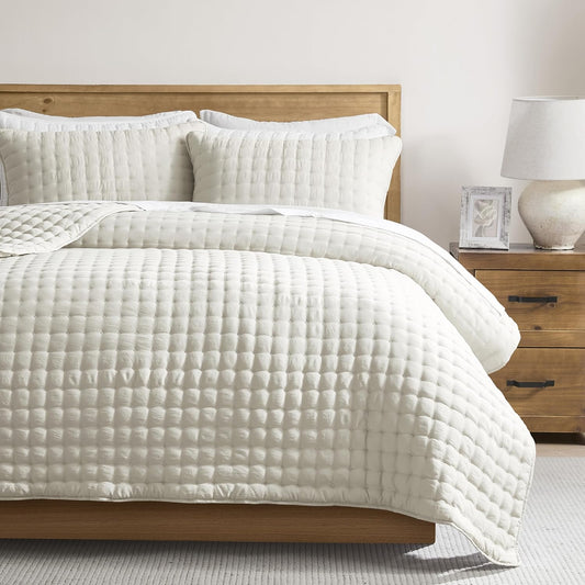 King Size Quilt Bedding Sets with 2 Pillow Shams, Ivory Lightweight Soft Bedspread Coverlet, Quilted Blanket Thin Comforter Bed Cover for All Season, 3 Pieces, 104x90 inches